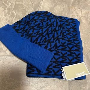 NWT Michael Kors hat scarf set blue